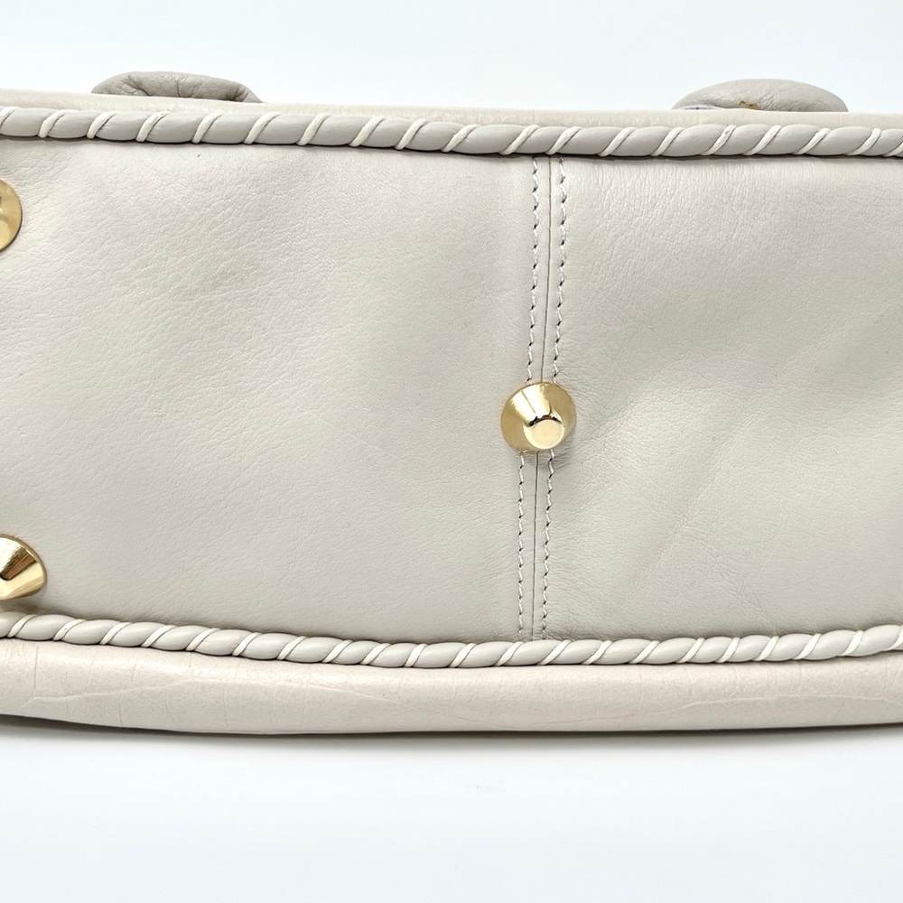VINTAGE & RARE 
Fiore by Isabella Fiore Y2K Cream Leather Hobo 3D Roses Appliqué - Picture 11 of 12